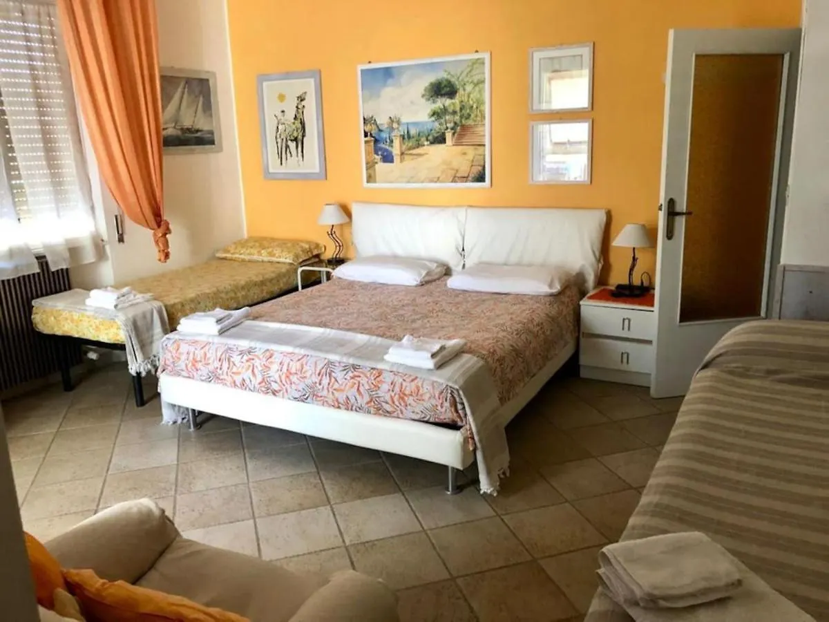 Follonica Toscana 100 M Dal Mare Pratoranieri Big Holiday home